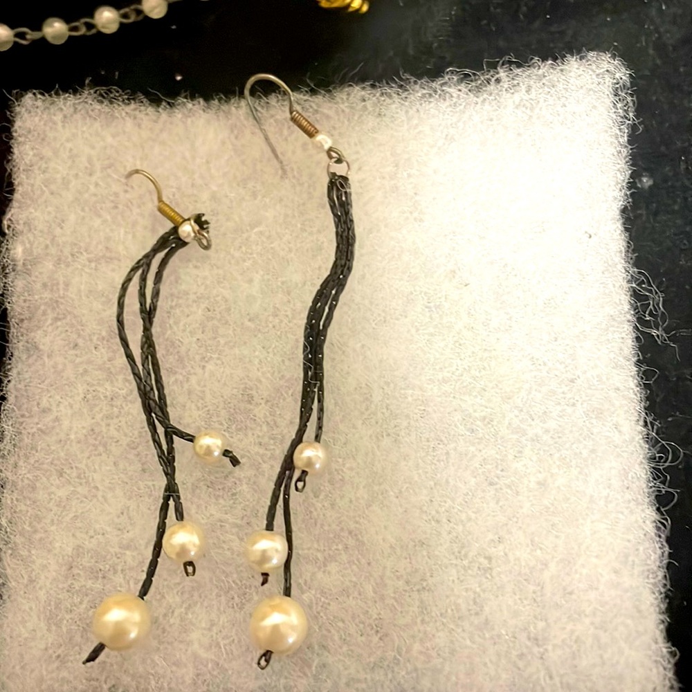 Pear vintage earrings with black strings bead like